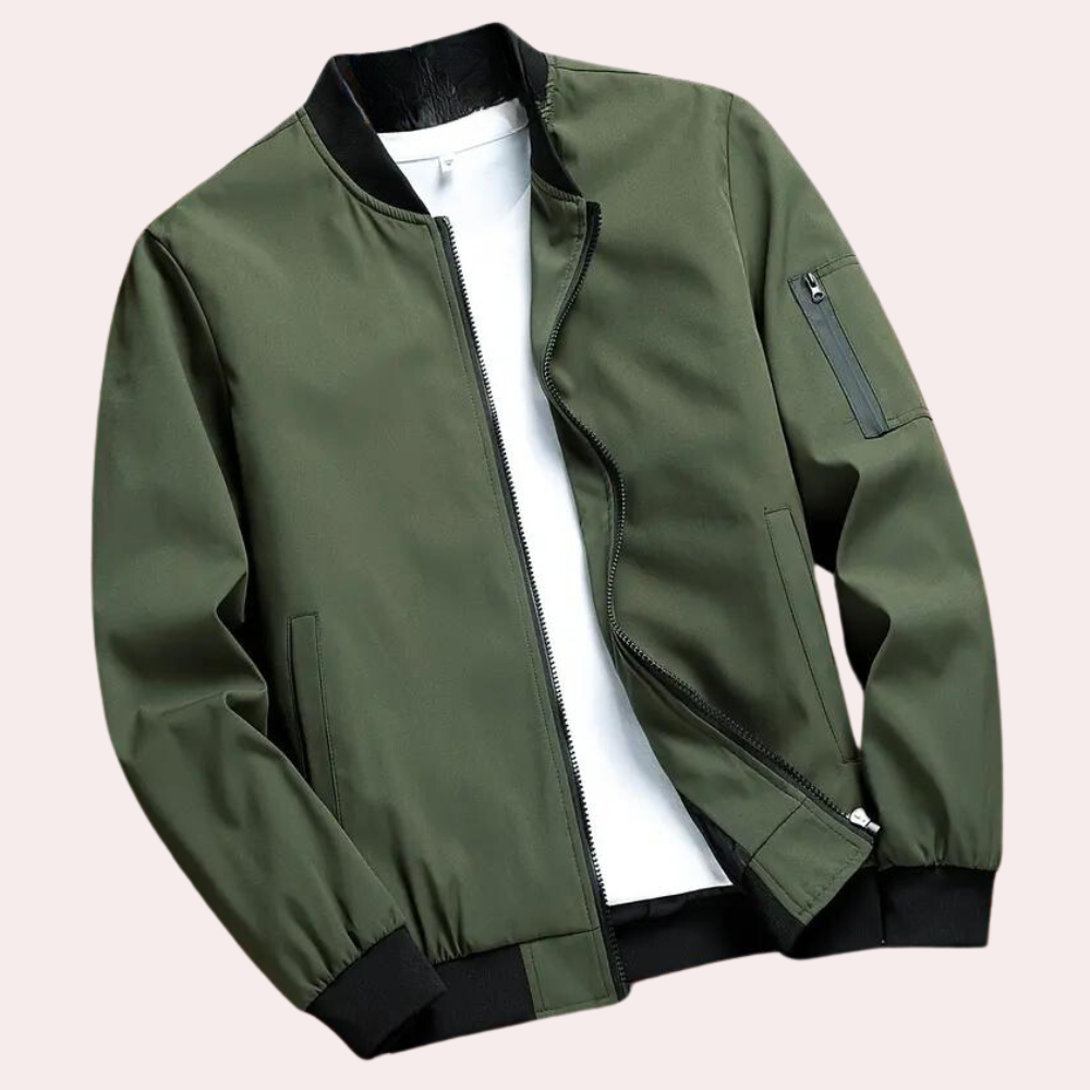 Modern heren bomberjack in zwart met een slim-fit silhouet, praktisch met meerdere zakken en een ritssluiting.
