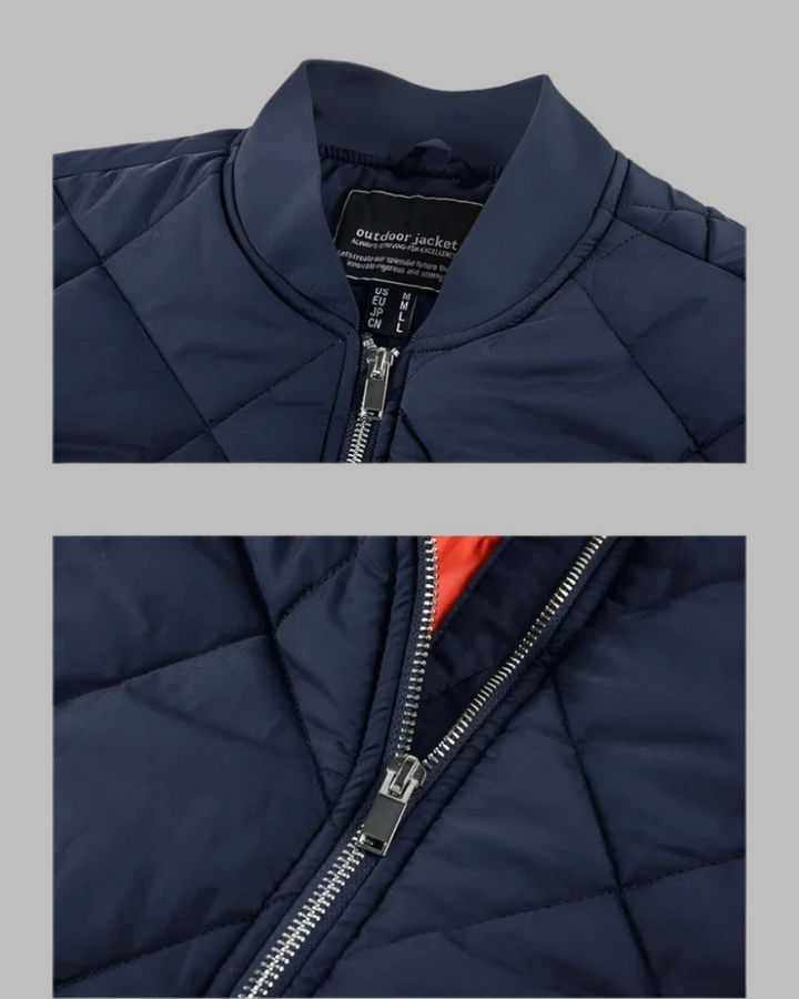 Detail van een stijlvol gewatteerd heren bomberjack, ritssluiting en warme voering; perfect voor herfst.
