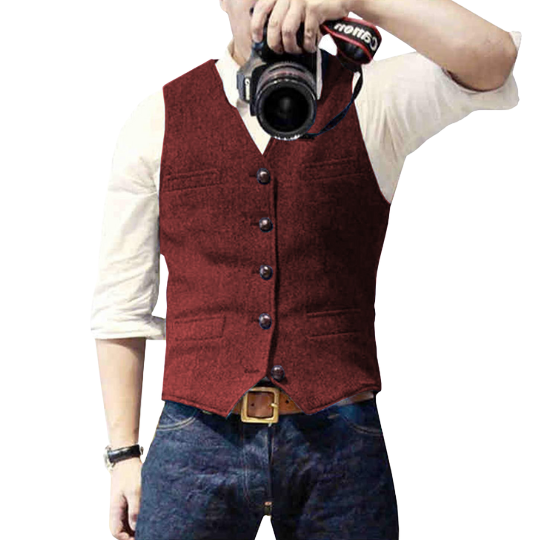 Volledige outfit met heren gilet Oliver, benadrukt de stijlvolle en veelzijdige uitstraling voor zowel casual als zakelijk.