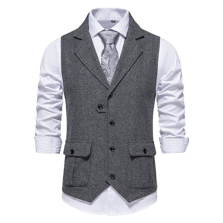 Klassiek heren gilet in vintage stijl, gemaakt van hoogwaardige stof. Dit vest met knoopsluiting voegt elegantie toe.