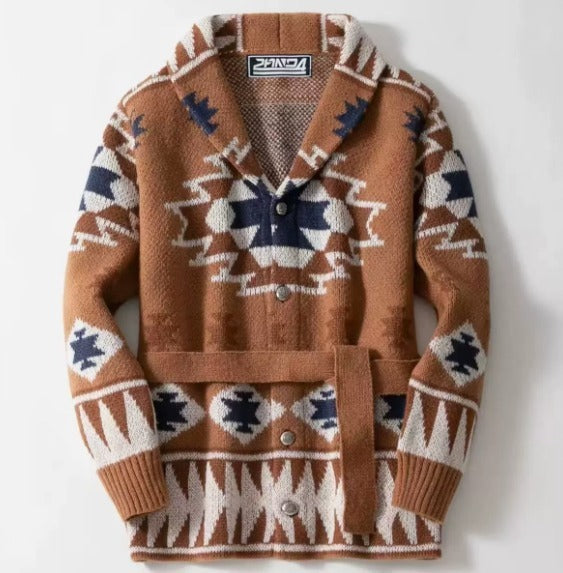 Stijlvol lichtbruin heren jacquard cardigan met sjaalkraag, ideaal voor comfortabele herfst- en wintermode.