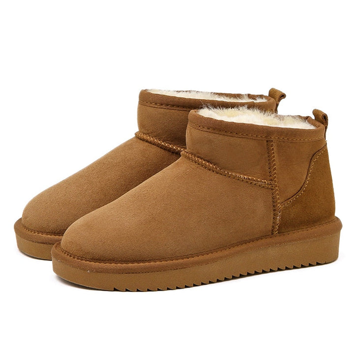 Beige comfortabele dames winterlaarzen, warm en stijlvol voor koud weer en wintermode.
