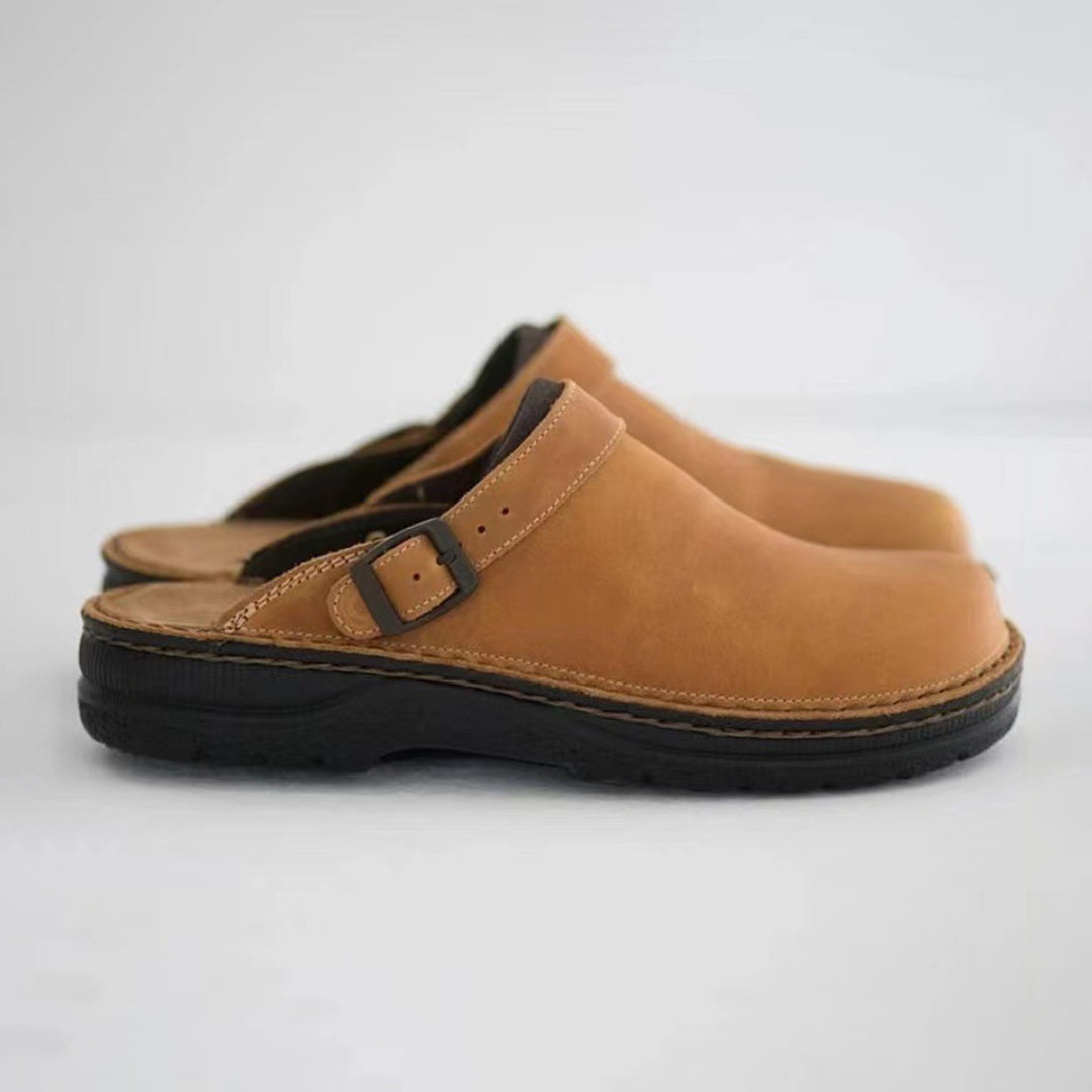Stijlvolle bruine heren comfort slippers, perfect voor elke gelegenheid, met duurzame antislipzool.