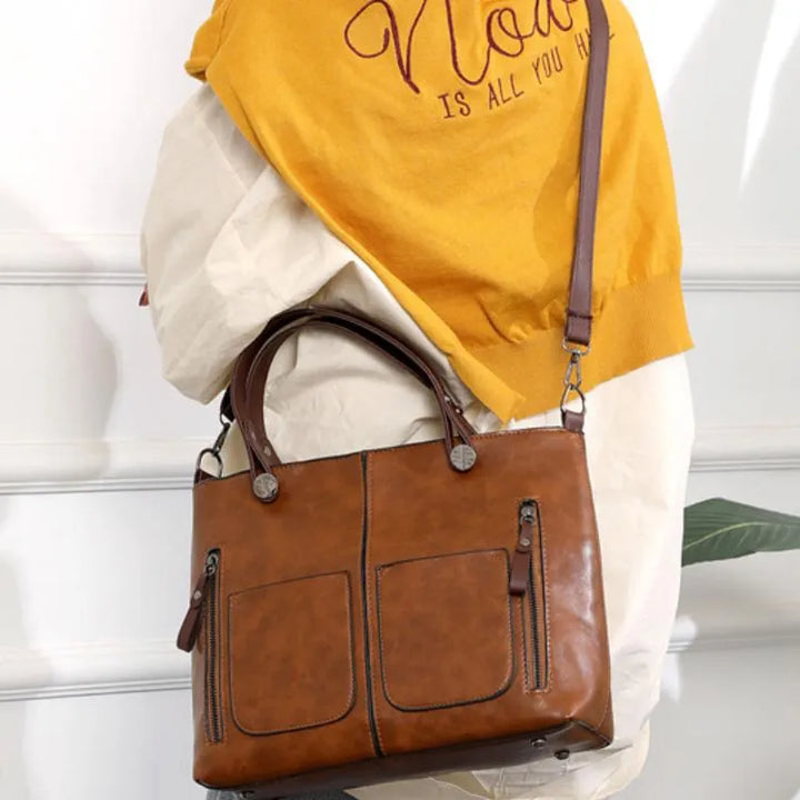 Hoogwaardige leren damestas, een stijlvolle schoudertas voor modebewuste vrouwen.