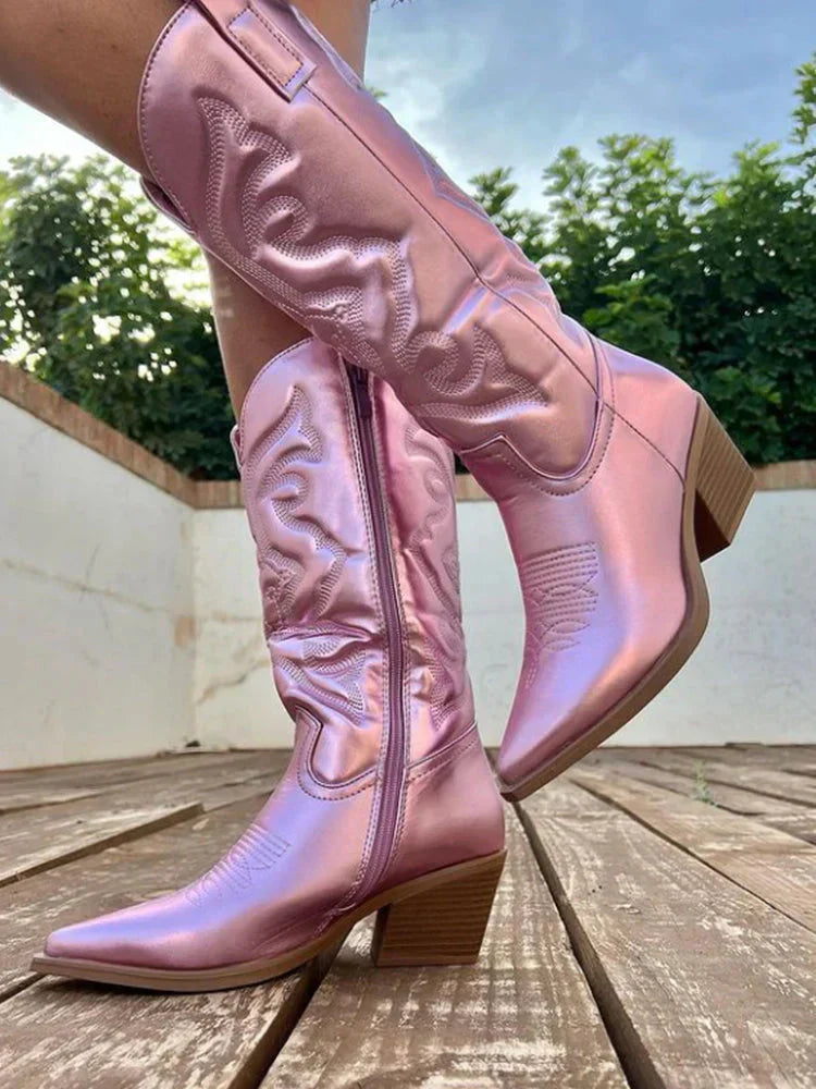 "Stijlvolle dames cowboylaarzen met metallic afwerking, elegante uitstraling en comfortabele pasvorm, geschikt voor elke gele