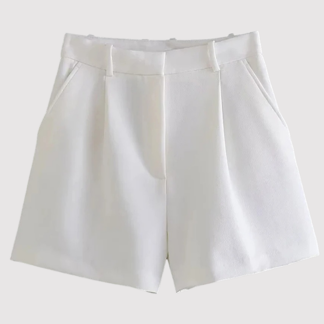 Comfortabele witte dames korte broek met hoge taille, perfecte zomerkleding voor elke stijlvolle outfit.