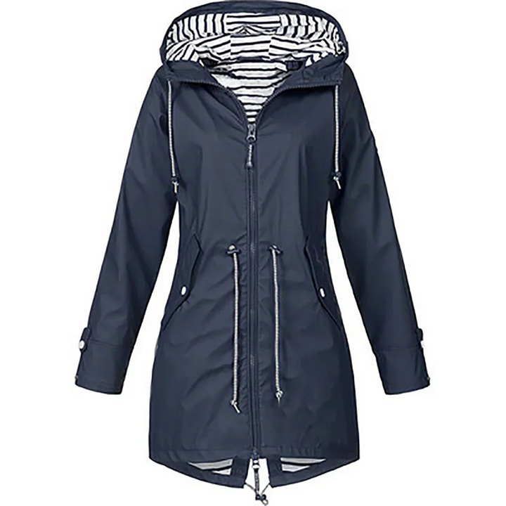 "Stijlvolle dames regenjas, waterdicht en elegant, flatterende pasvorm in diverse kleuren en maten, perfect voor regenachtige