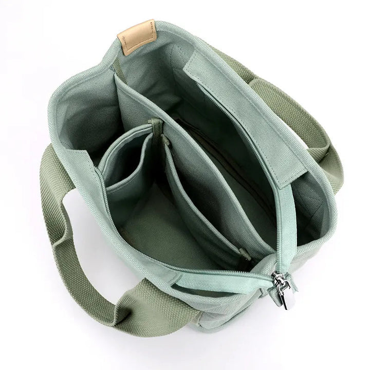 Veelzijdige dames handtas, te dragen als schoudertas of crossbody; praktisch en stijlvol.