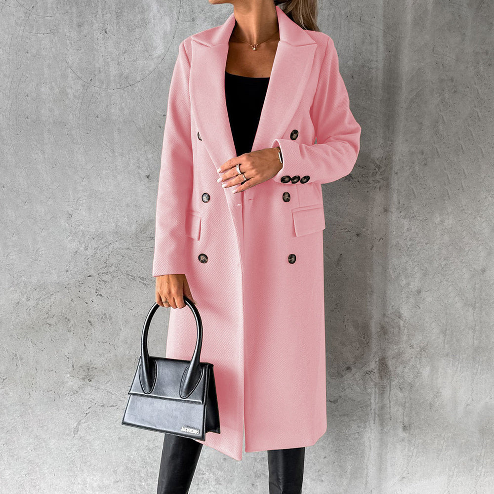 Stijlvolle dames winterjas met strakke lijnen, warme isolatie en diverse kleuren. Perfect voor koude dagen, elegant en comfor