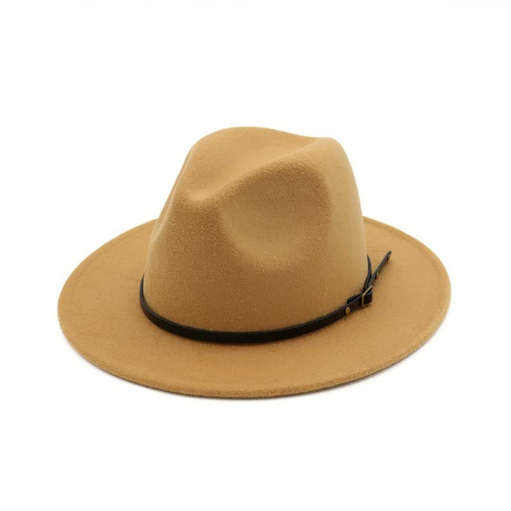 "Stijlvolle damestoffen hoed, licht materiaal, trendy design, diverse kleuren, perfect voor zomerlooks."