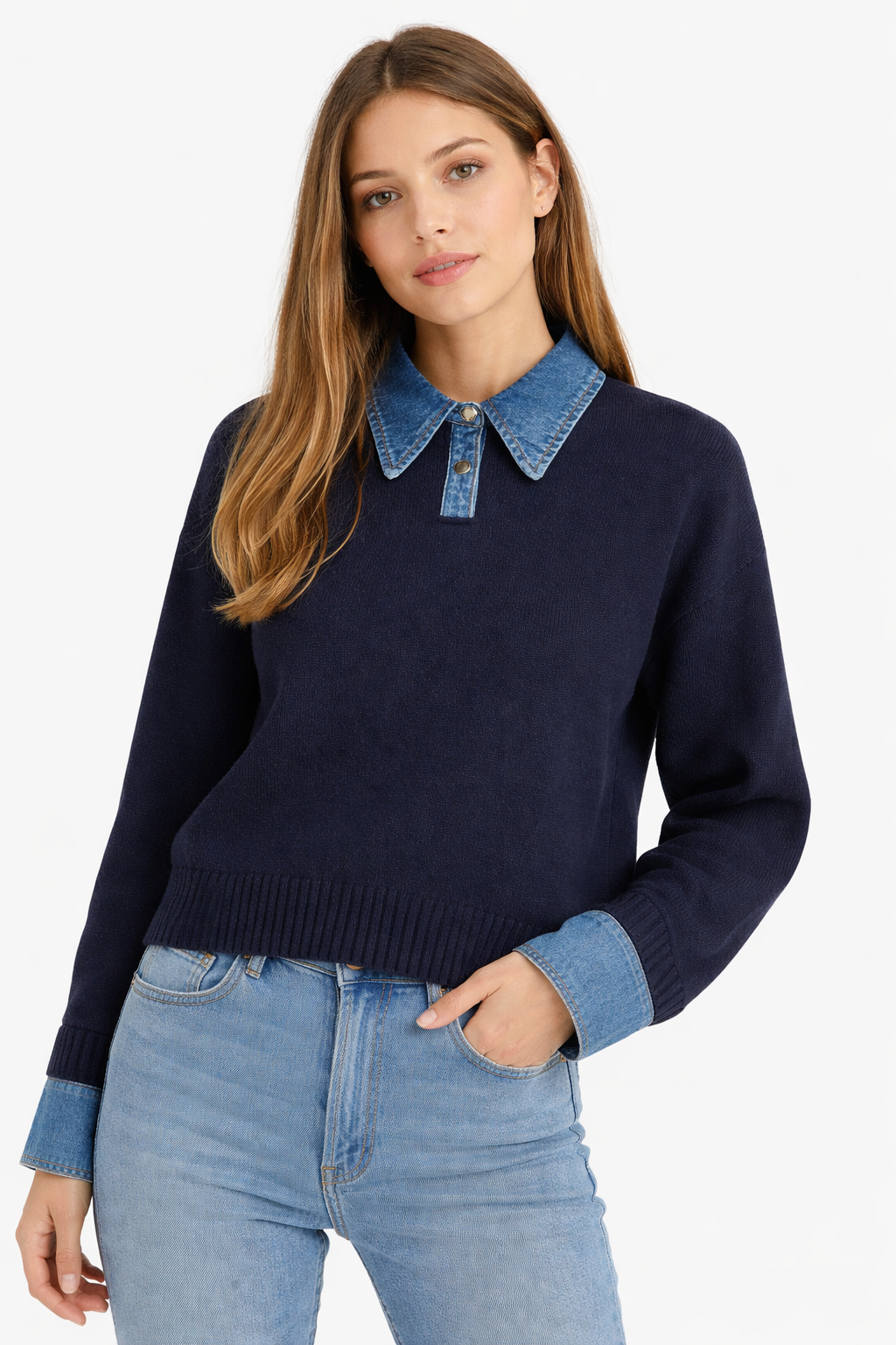 Stijlvolle damestrui met overhemdkraag, veelzijdig voor casual én chique damesmode, lange mouwen.