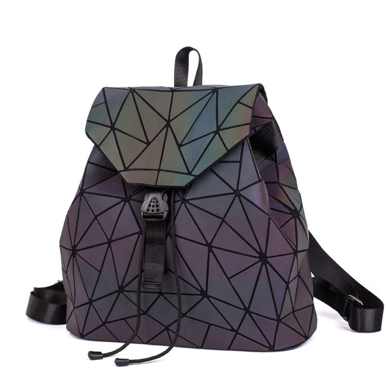 Unieke dames geometrische tas met lichtgevend effect. Moderne, reflecterende schoudertas die stijl toevoegt aan je outfit.