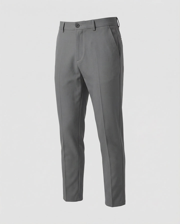 Moderne heren chino met rechte pijp, perfect voor een slim fit look. Een stijlvolle en comfortabele herenbroek.