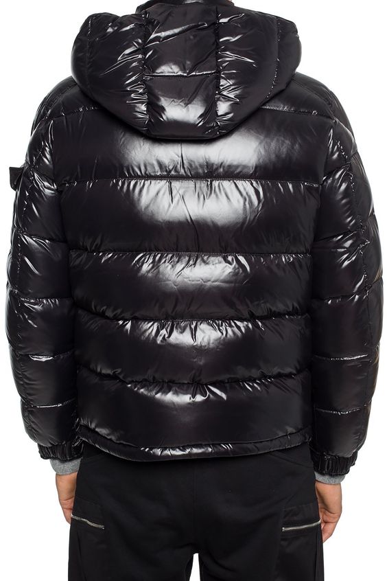 Moderne heren gewatteerde winterjas; veelzijdige en stijlvolle pufferjas voor alle mannenmode.