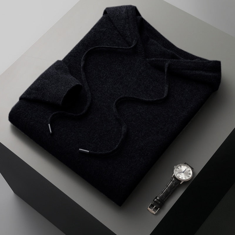Moderne losvallende heren hoodie, stijlvol en comfortabel. Essentiële herenmode voor veelzijdige dagelijkse outfits.