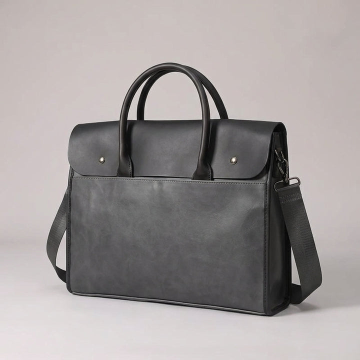 Praktische heren aktetas voor 14 inch laptop, van PU leer. Ideaal voor organisatie en zakelijk reizen.