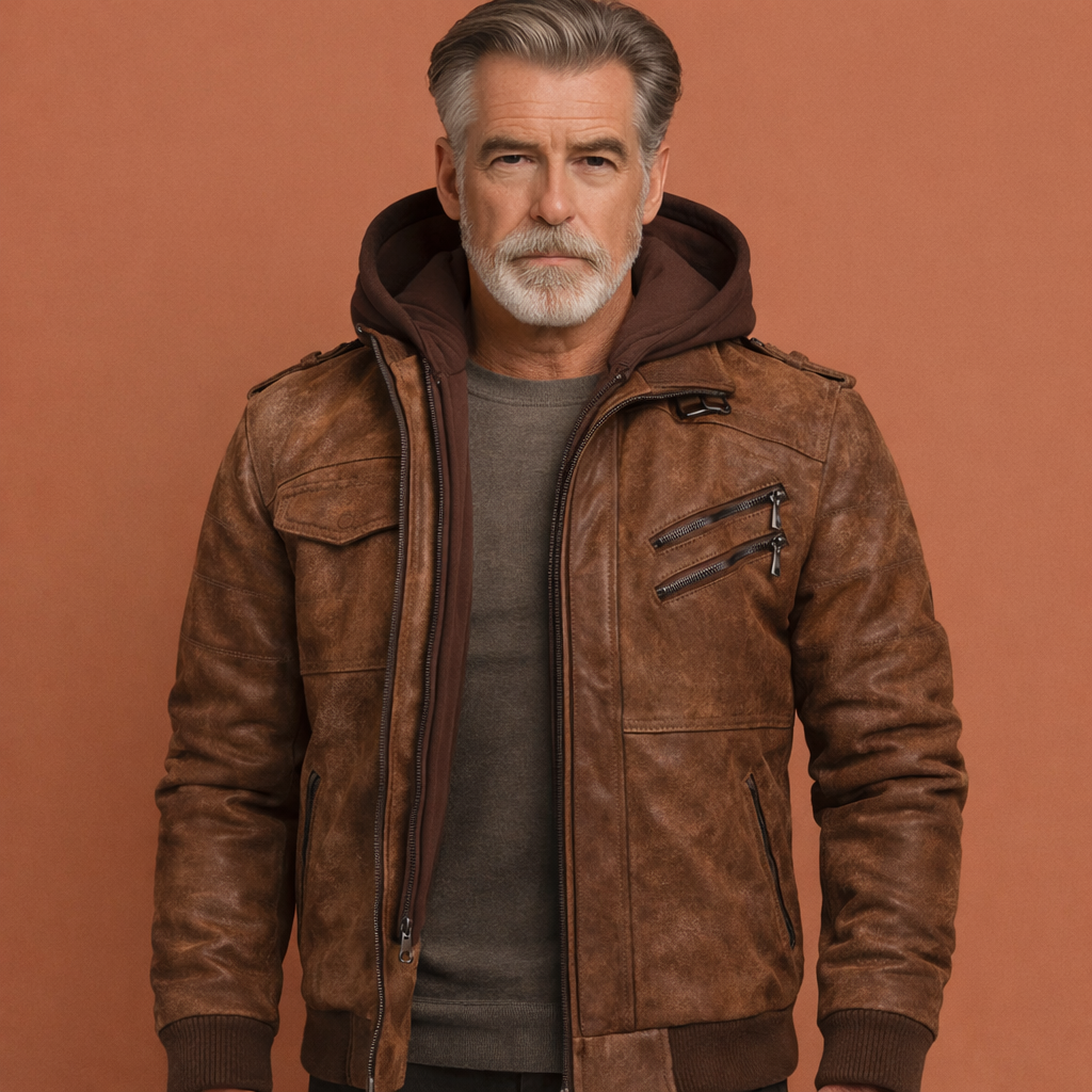 Stijlvolle heren leren jas met capuchon en praktische multi-zakken, ideaal voor herfst en winter.