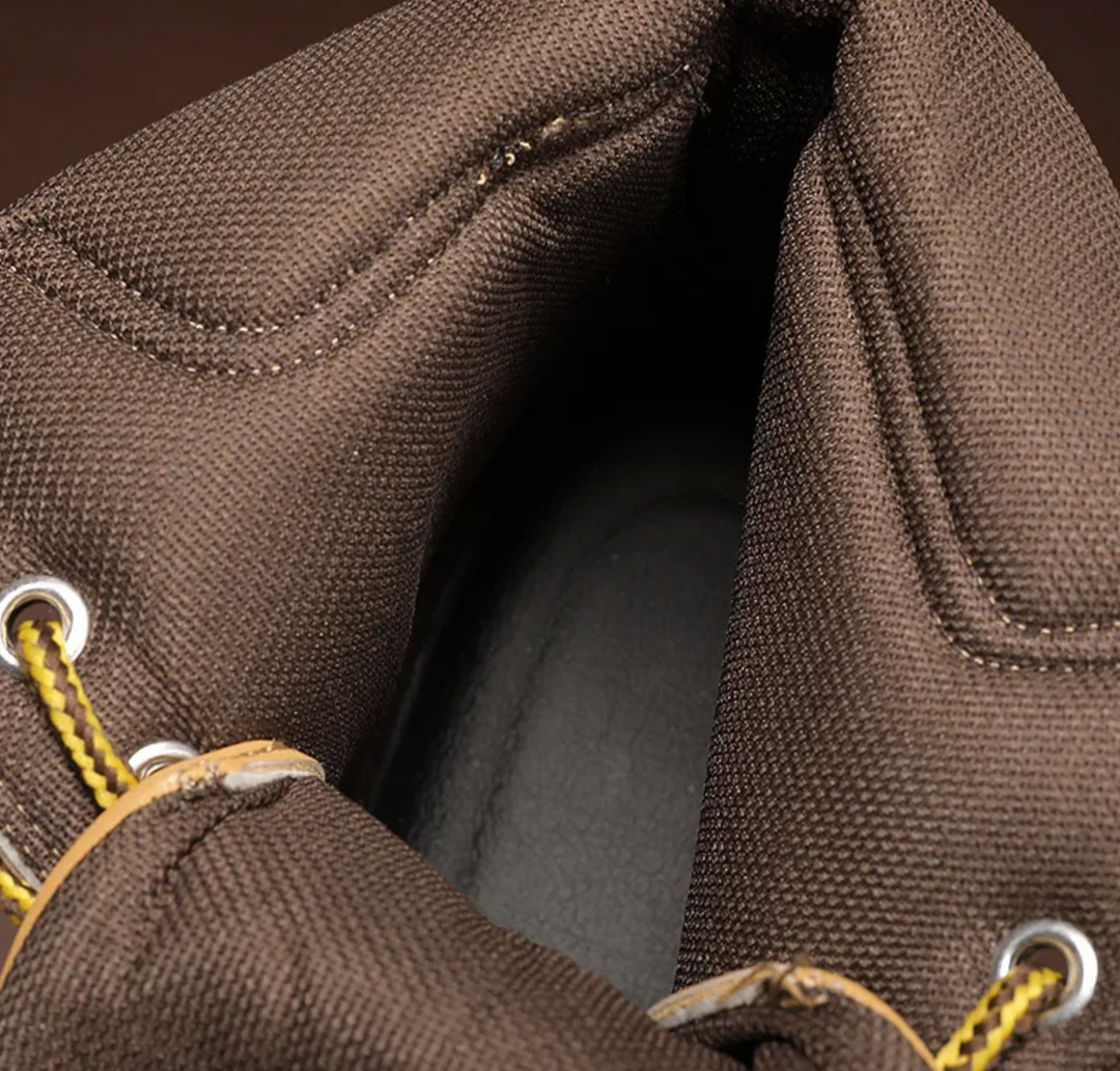 Winterse herenboots met modieus patchwork, bieden warmte en casual elegantie voor de moderne man.