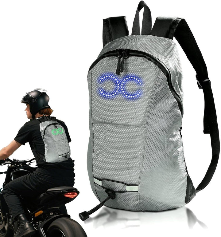 Duurzame waterdichte rugzak met geïntegreerde LED's voor betere zichtbaarheid 's nachts tijdens fietsen of wandelen.