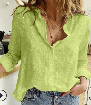"Stijlvolle oversized linnen damesblouse, luchtige katoen-linnen mix met klassieke kraag, perfect voor lente en zomer."