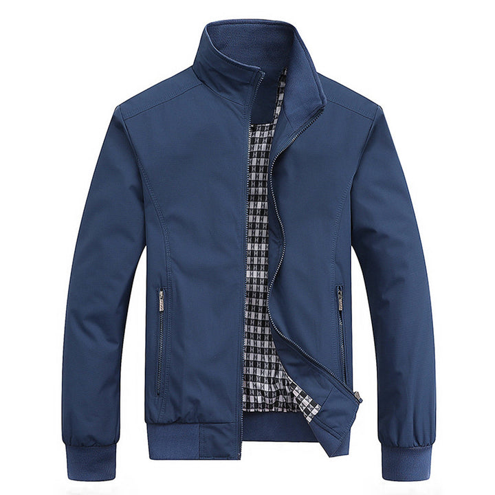 Stijlvolle retro heren tussenjas, wind- en waterdicht. Ideaal voor herfst en lente.