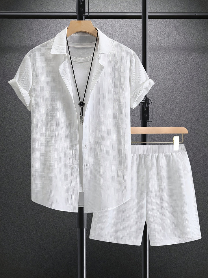 Casual tweedelige herenoutfit, perfect voor de zomer. Deze stijlvolle polyestermix set biedt optimaal comfort.