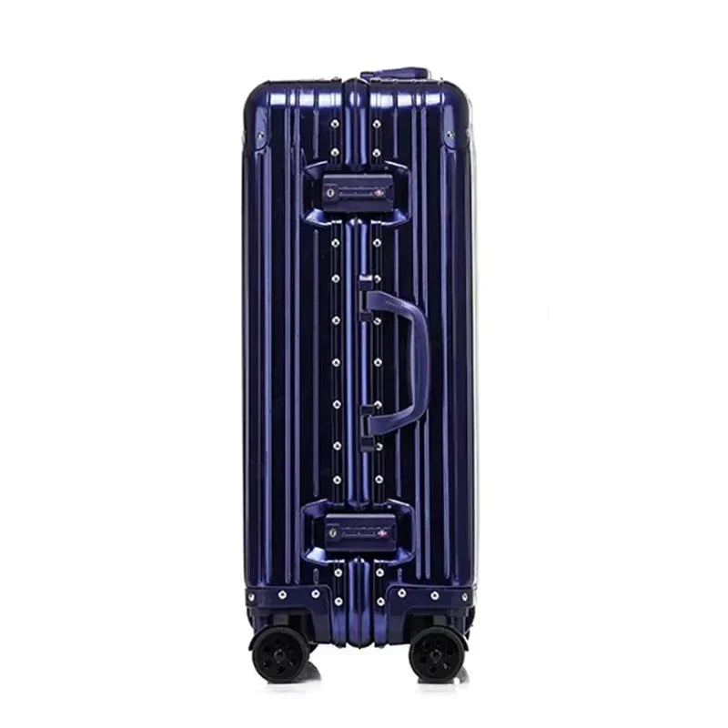Aluminium harde zakenreiskoffer, geschikt als handbagage en ruimbagage voor duurzaam reizen.