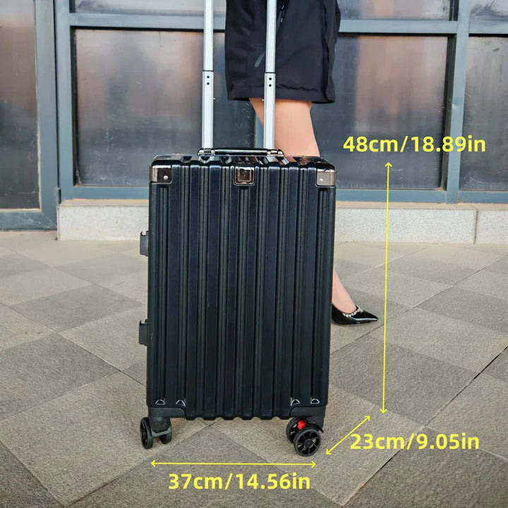 Veilige hardschaal bagage met aluminium frame en TSA-cijferslot, beschermt inhoud tijdens elke reis.