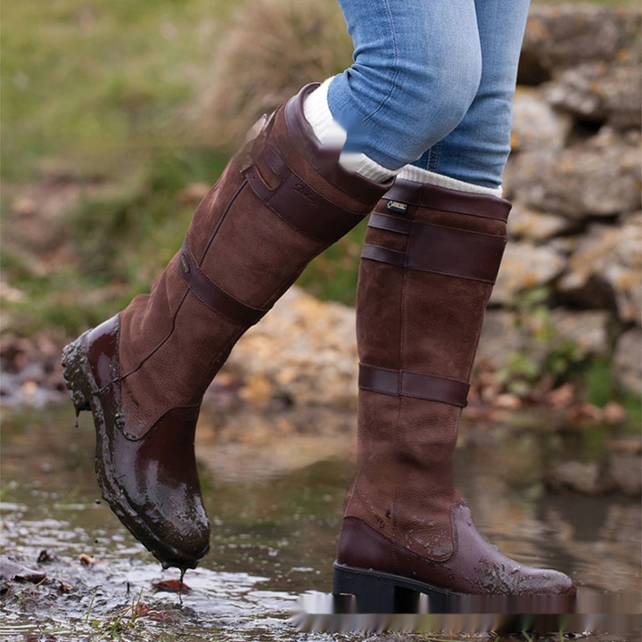 Trendy dames regenlaarzen voor winter en herfst, bieden waterdichte bescherming en stijlvol comfort voor elke outdoor activiteit.