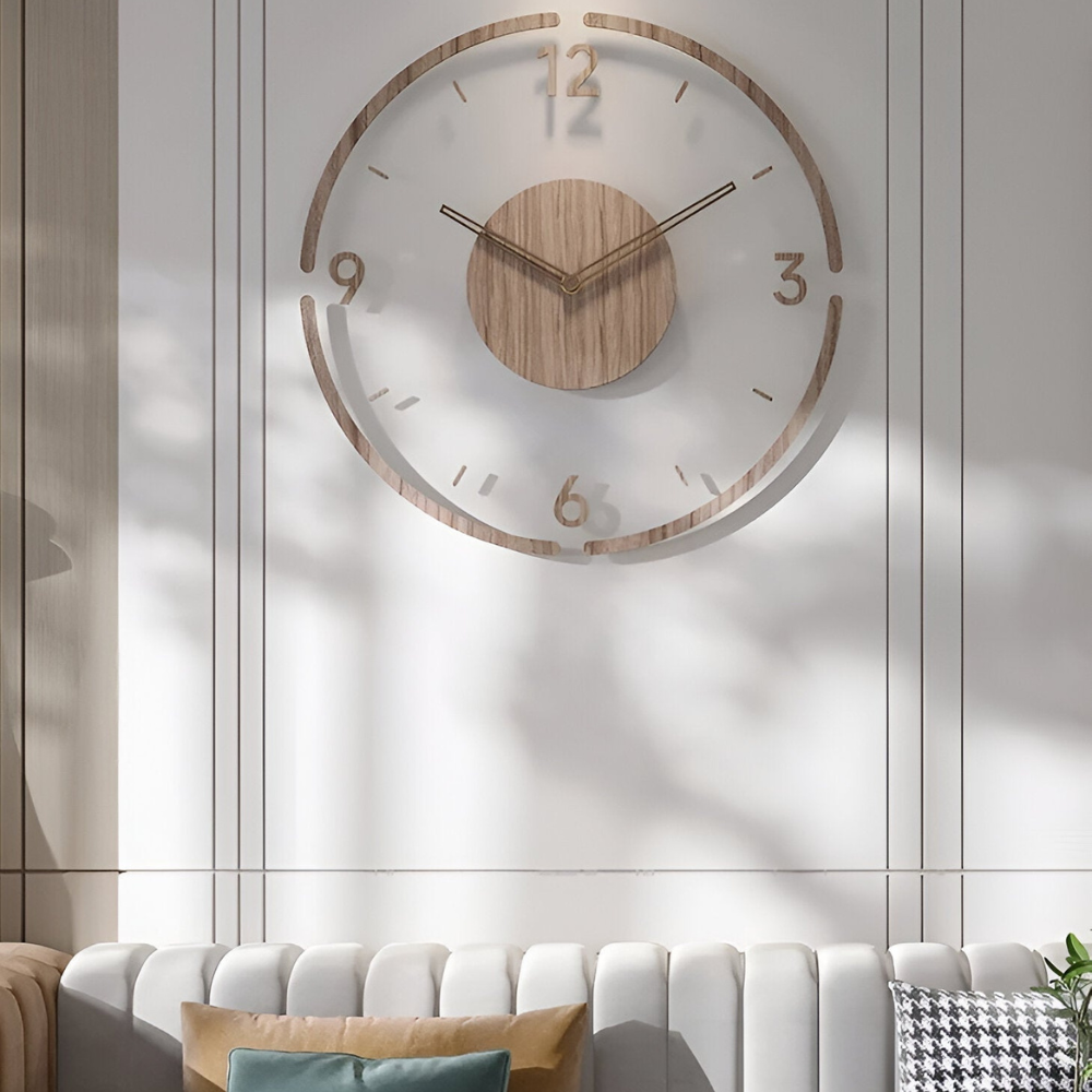 Geruisloze wandklok met een eigentijds en functioneel ontwerp, essentieel voor een rustige sfeer.