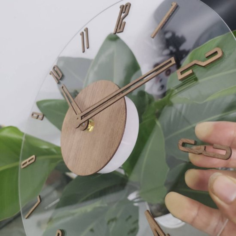 Minimalistische design wandklok, een stijlvolle interieuraccessoire voor elke moderne ruimte.