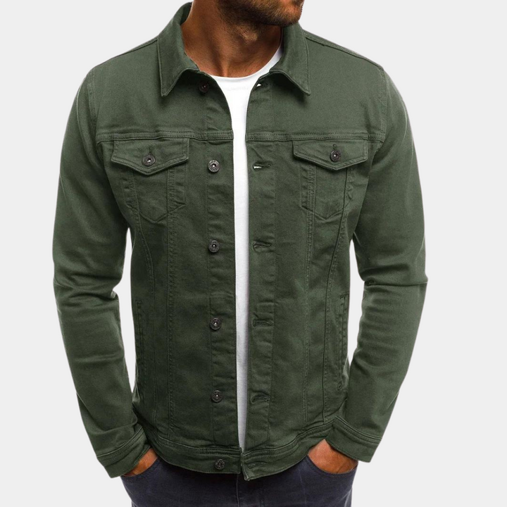 "Tijdloos klassiek herenoverhemd met elegante pasvorm, geschikt voor zowel werk als speciale gelegenheden, zomer look."