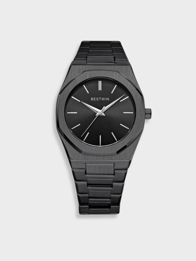 Tijdloos roestvrijstalen horloge met elegante afwerking, klassiek ontwerp, zilveren wijzerplaat en duurzame metalen band.