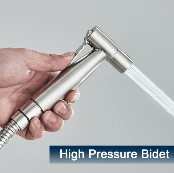 "Toilet bidet sprayer, modern ontwerp, roestbestendig, zilver, zwart, hygiënisch en comfortabel accessoire voor badkamer."