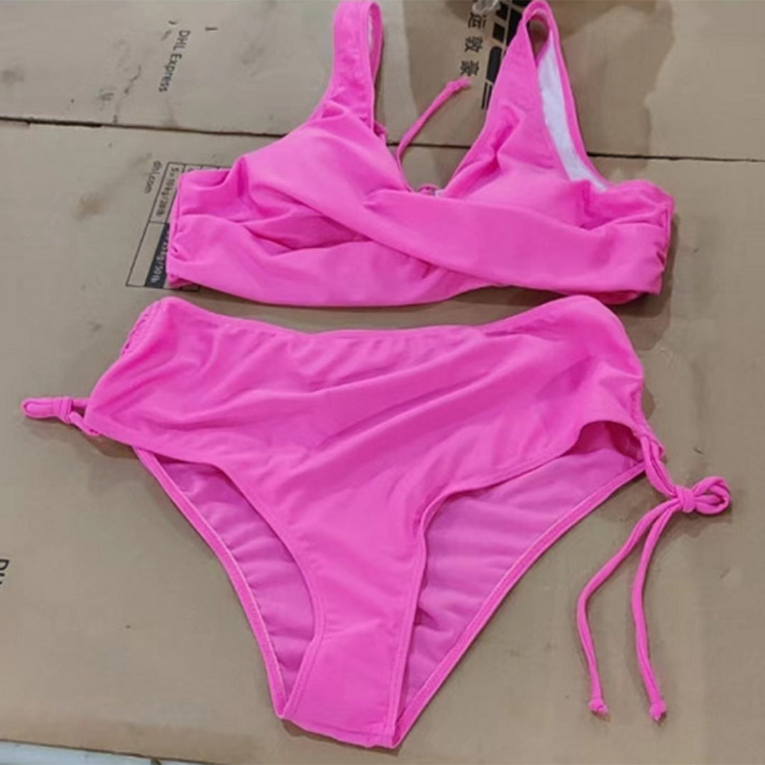 Moderne dames bikini set, perfect voor de zomer. Comfortabele en trendy zwemkleding voor strand en zwembad.