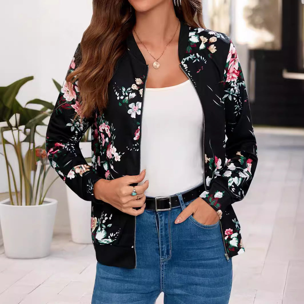 Trendy dames bomberjack met kleurrijke bloemenprint. Een must-have lentejas/zomerjas; casual, comfortabel & met ritssluiting.