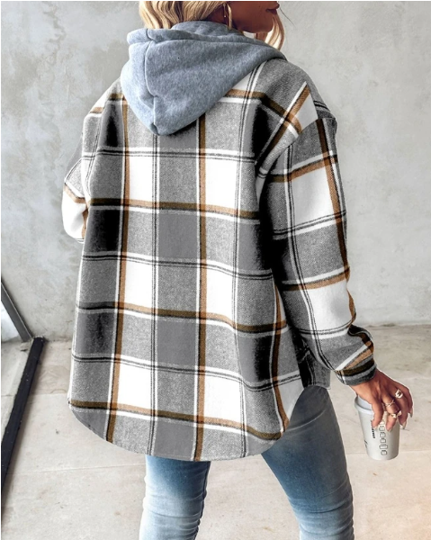 Stijlvolle dames hoodie in groen met trendy print. Comfortabele trui, kangoeroezak & capuchon. Perfect voor casual mode.