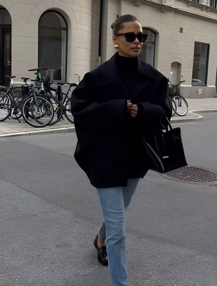 Trendy bruine oversized damesjas, van wolmix, perfect voor een casual of geklede winteroutfit met comfort.