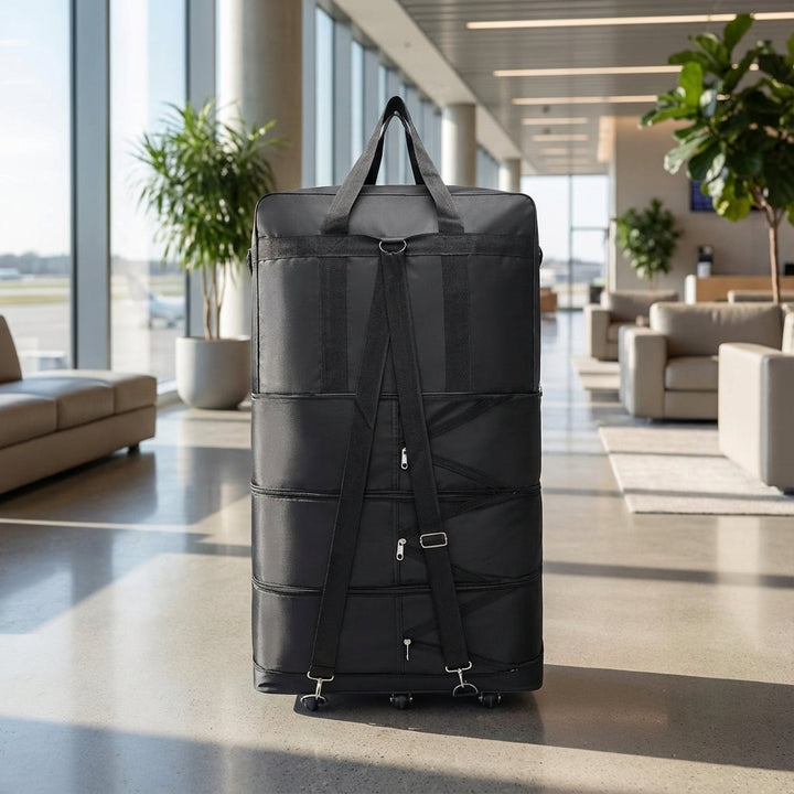 Uitbreidbare vouwbare reistas ExpandRoll, ideaal voor flexibele reisbagage. Compact op te bergen, perfect voor vakantie.