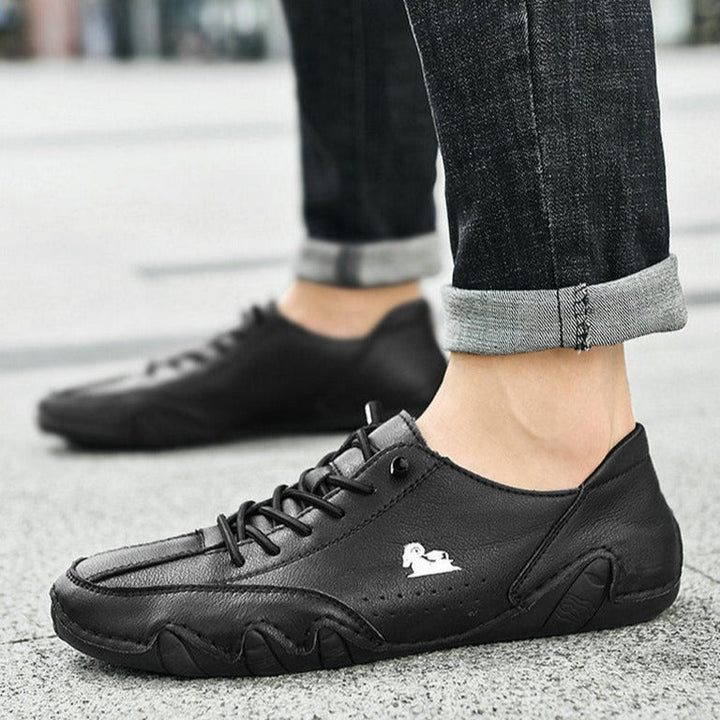 Modieuze unisex barefoot schoenen met minimalistisch design. Comfortabel, flexibel en ondersteunt uw voetgezondheid.