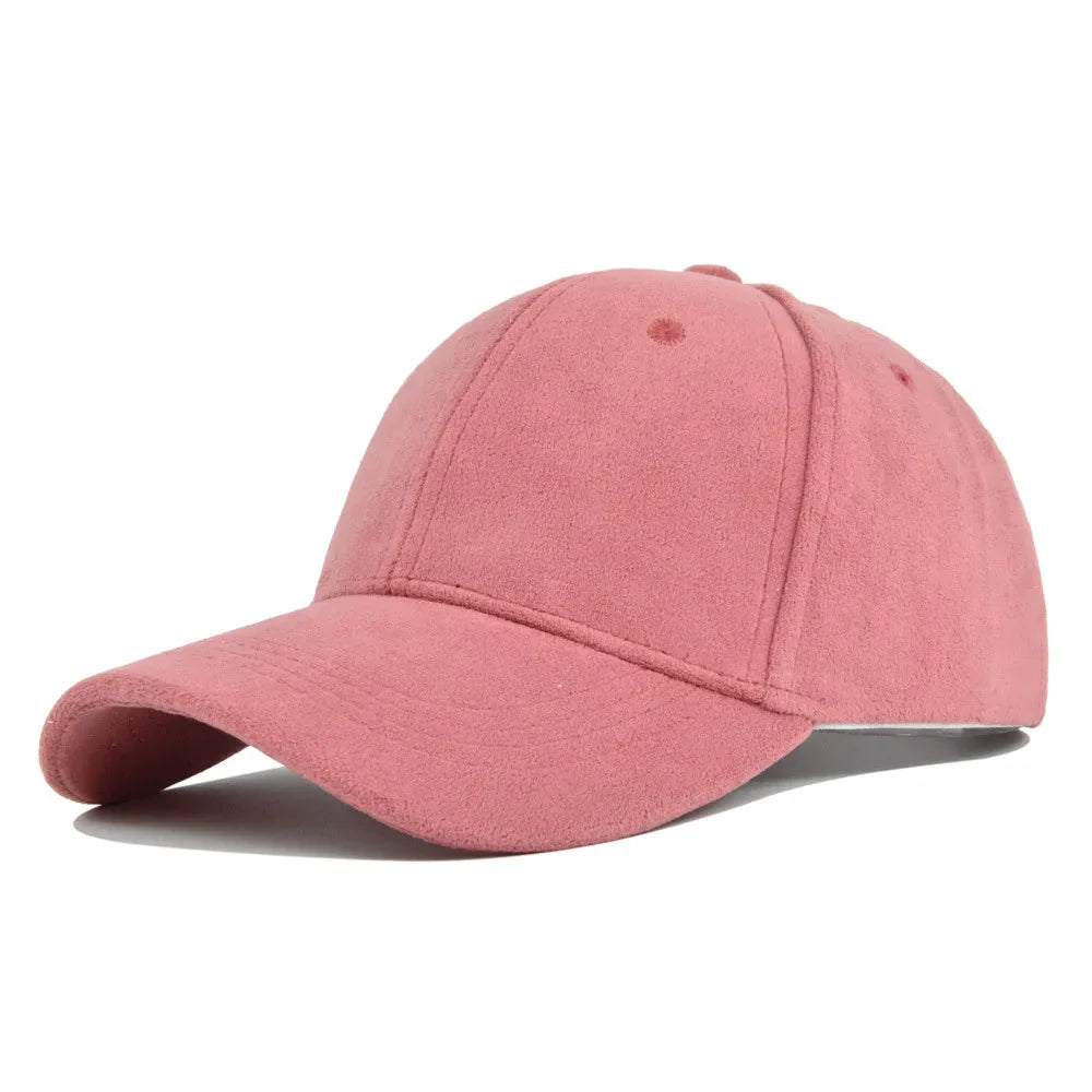 Comfortabele unisex baseballpet met suède-look, verstelbaar en geschikt voor sport of vrije tijd.