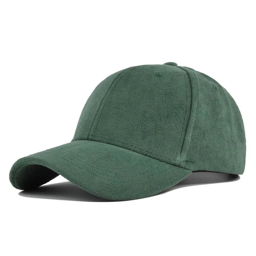 Essentiële unisex pet met suède uitstraling, verstelbaar, comfortabel en modieus accessoire.