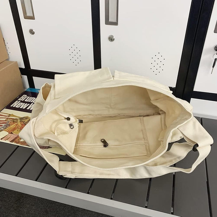Veelzijdige canvas DailyMessenger tas; praktisch voor georganiseerd dagelijks gebruik.