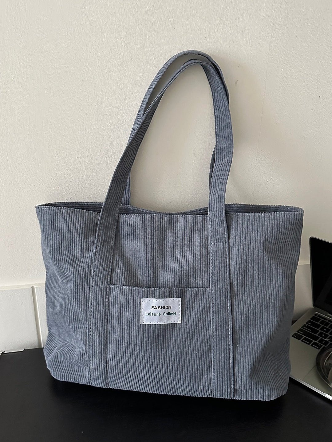 Stijlvolle corduroy handtas, groot genoeg voor al je benodigdheden, unisex.
