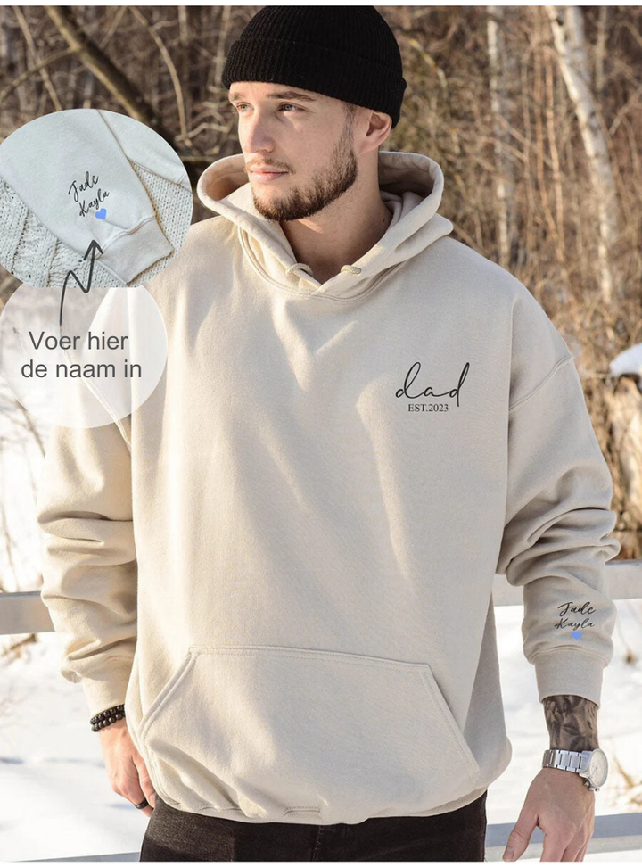 Unisex DadHug hoodie, gepersonaliseerd met namen, perfect Vaderdag cadeau voor papa en kind.