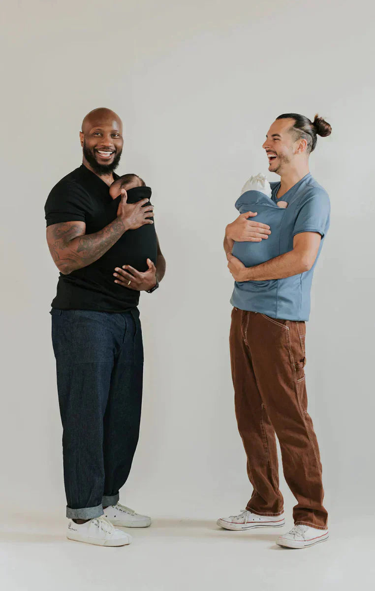 Unisex draagtshirt voor ouders, comfortabel huid-op-huid contact met pasgeboren baby.