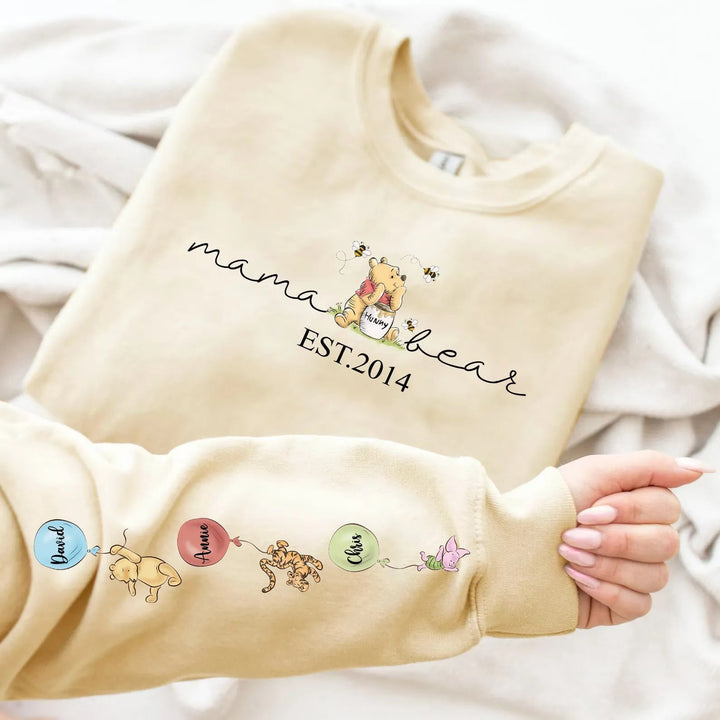 Unisex gepersonaliseerde hoodie met namen, ideaal als persoonlijk geschenk voor familie of vrienden.
