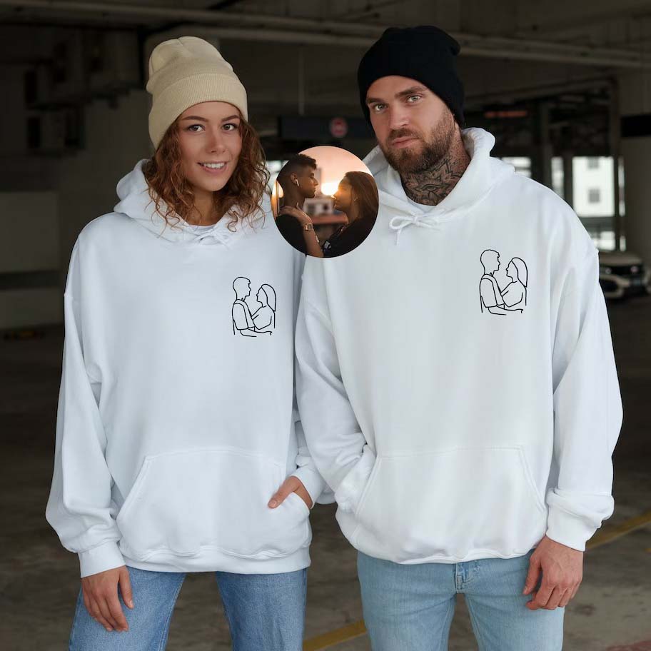 Warme unisex hoodie met persoonlijk fotoborduurwerk, een comfortabele en custom sweater.