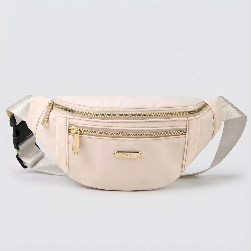 Veelzijdige lichtgewicht heuptas voor unisex gebruik, gemaakt van sterk nylon, comfortabel en praktisch.