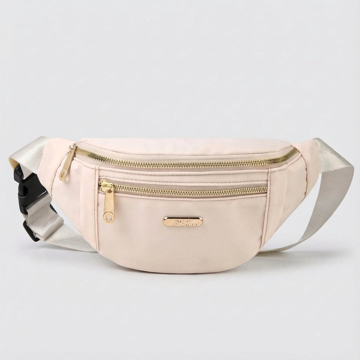 Veelzijdige lichtgewicht heuptas voor unisex gebruik, gemaakt van sterk nylon, comfortabel en praktisch.